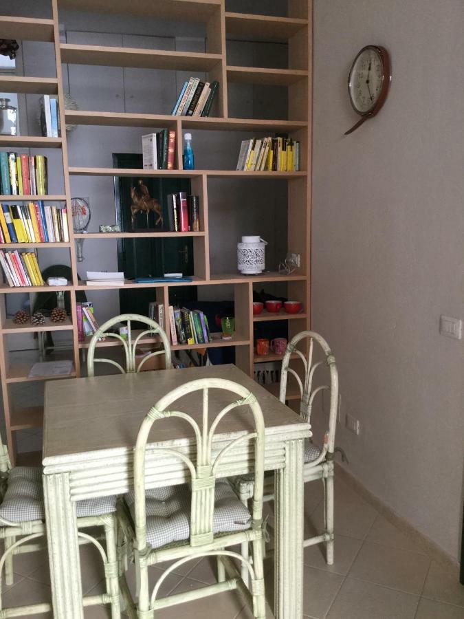Freja Lägenhet SantʼAntìoco Exteriör bild